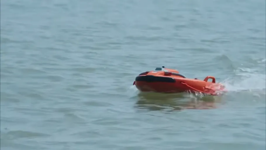 Dolphin 3 Rescue Robot Survives Massive Waves – Extreme Surf Test in Korea